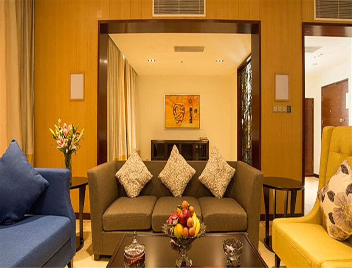 Ocean Spring Grand Metropark Hotel Джухай Екстериор снимка